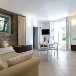 Lakefront With Breathtaking Views Apartamento *